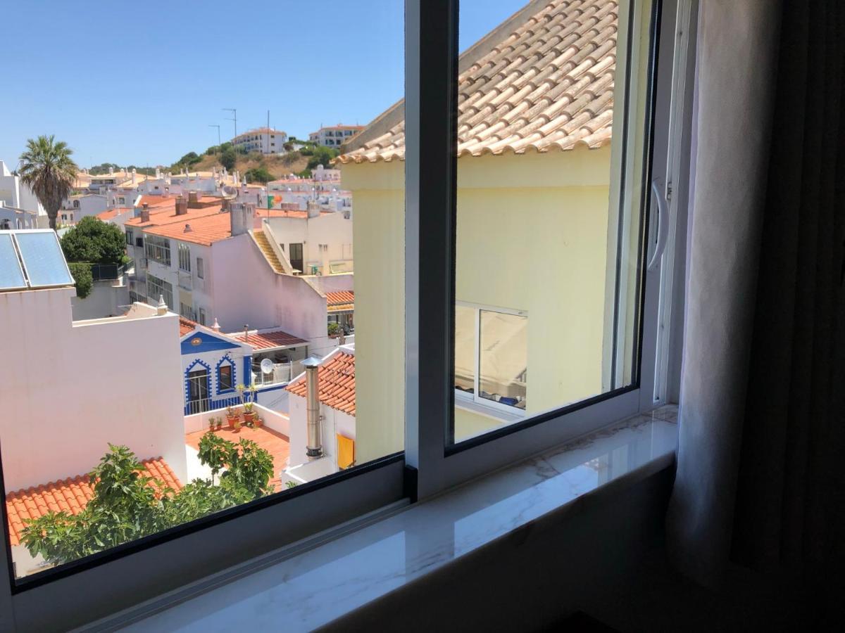 Algarve, Carvoeiro Centre-Ville, Recent Appartement En Duplex Pour 5 Personnes Εξωτερικό φωτογραφία